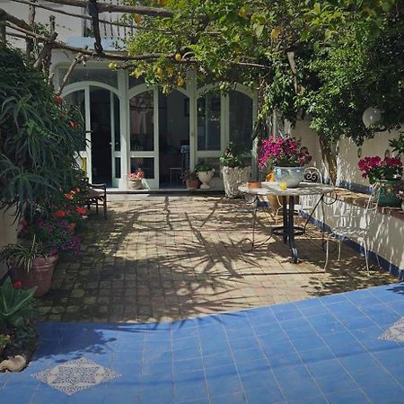 פרוסידה Piccolo Tirreno Hotel Residence מראה חיצוני תמונה