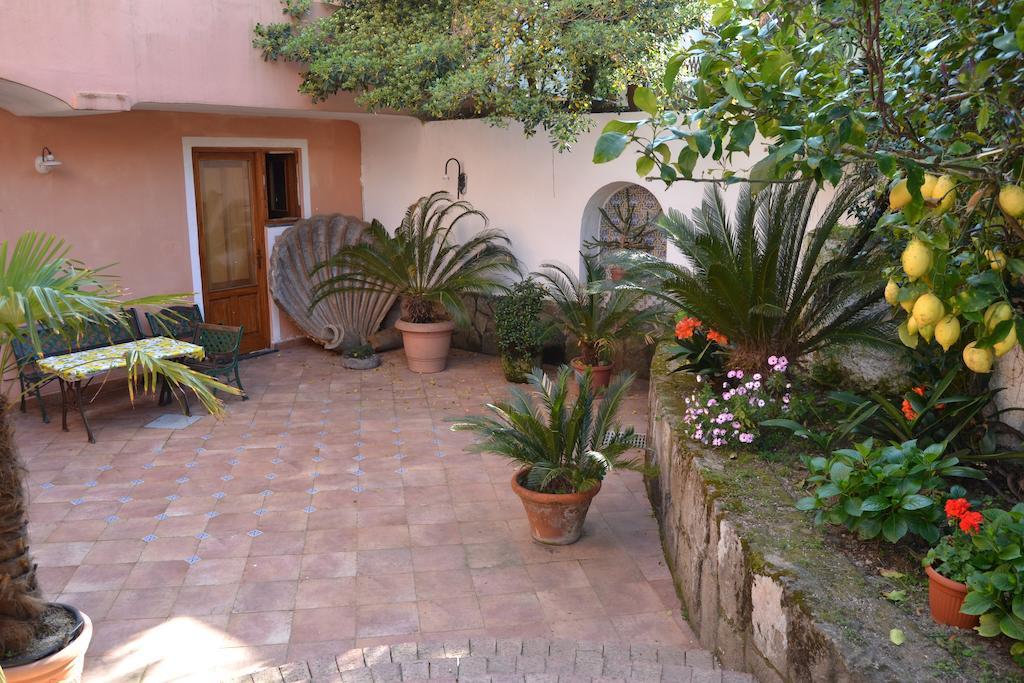פרוסידה Piccolo Tirreno Hotel Residence מראה חיצוני תמונה